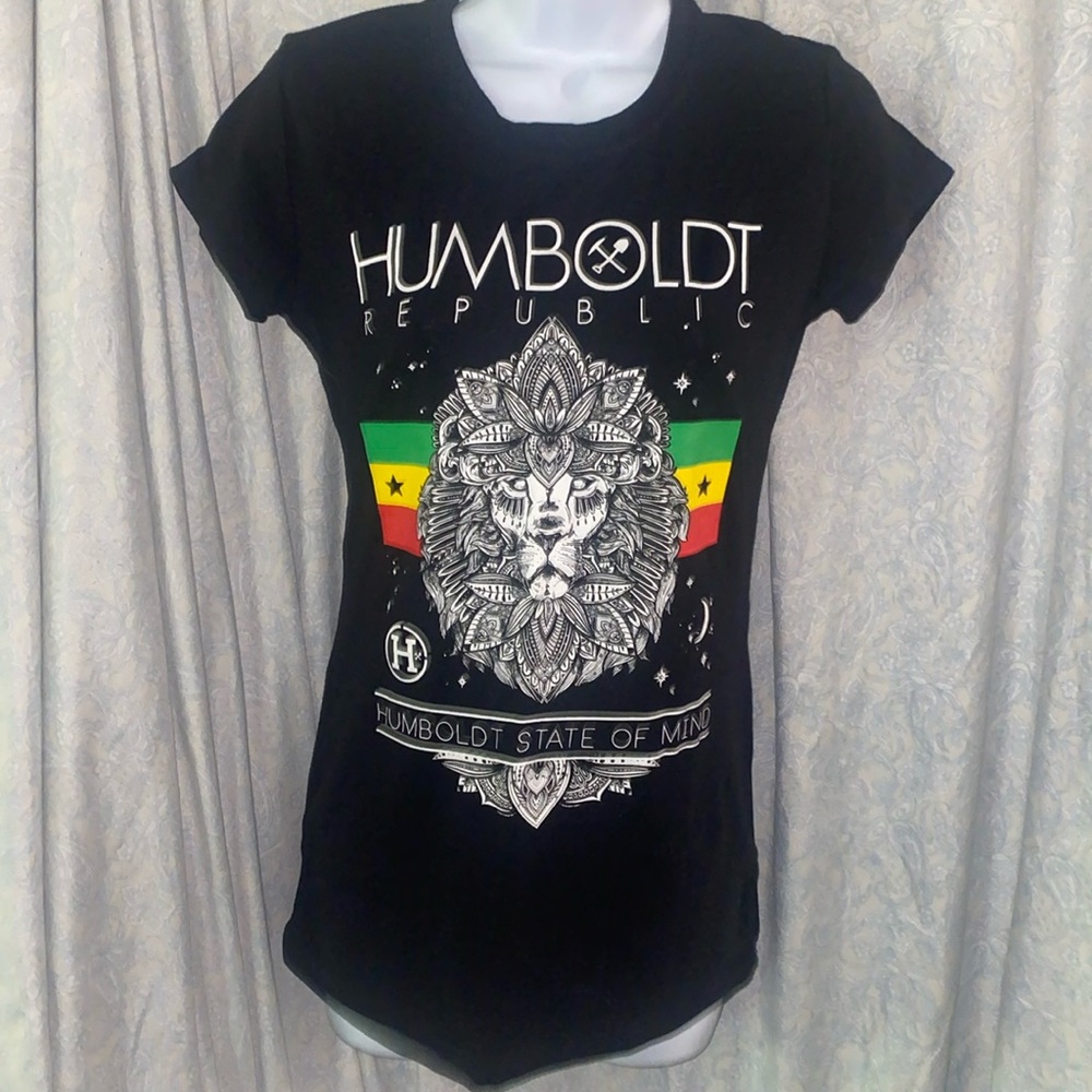 Humboldt state of Mind- Humboldt Republic Rasta lion new fitted T-shirt
